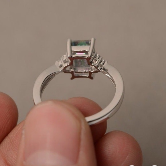 Gorgeous Solid 925 SS Rainbow Stone - Picture 4 of 5